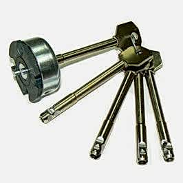 Установка замков Барьер